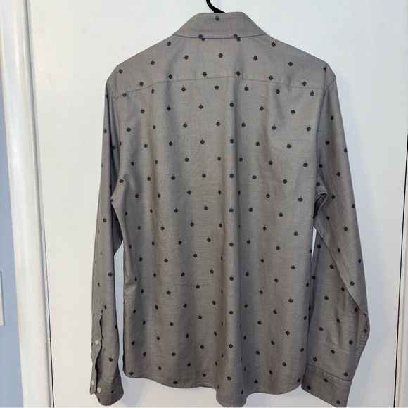 Banana Republic Shirt Men's  UNTUCKED STANDARD FIT Long Sleeve Oxford - Picture 2 of 7